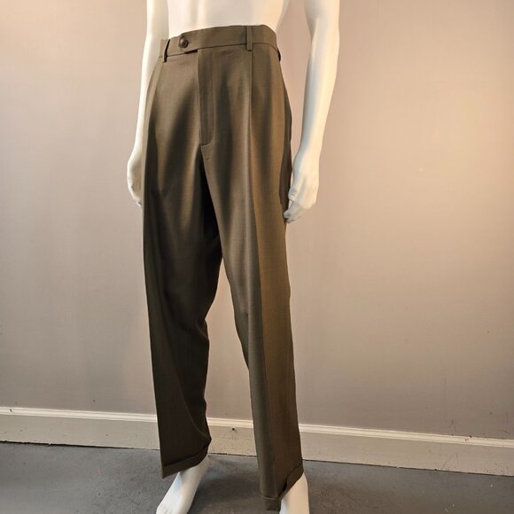 Haggar Dress Pants Mens 38x32 Brown Classic Fit ECLO STRIA Pleated Front Cuffed - Picture 1 of 9